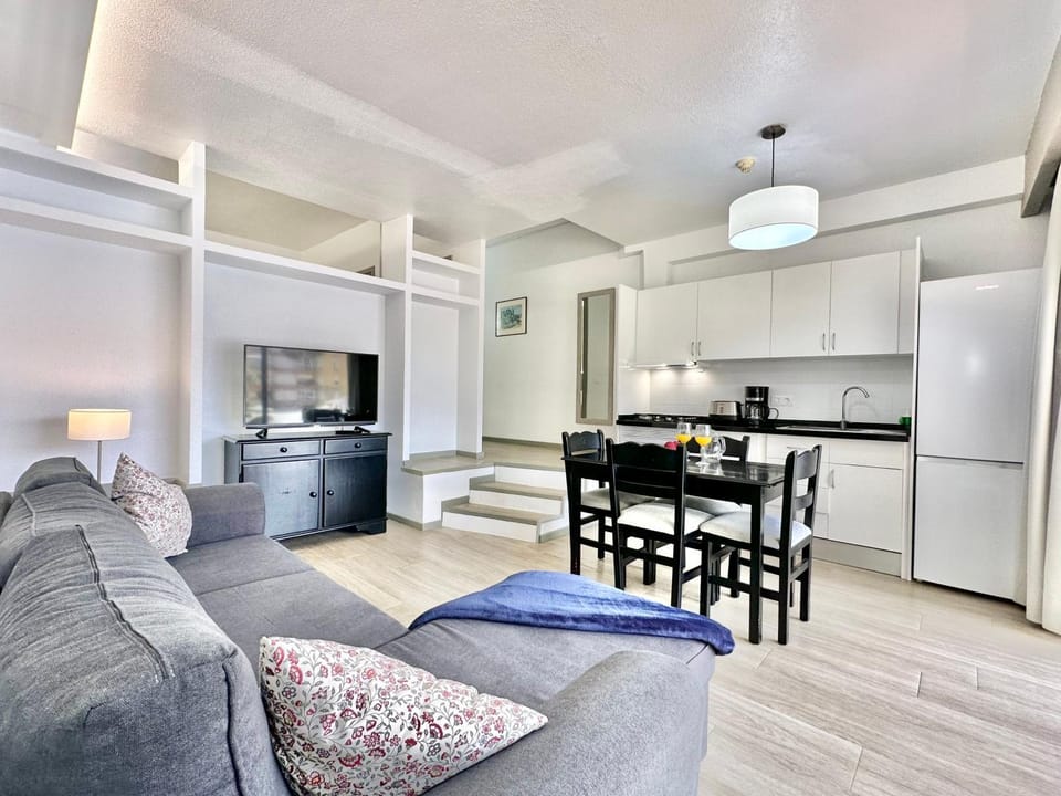 TV and multimedia, Living room, Dining area, kitchen