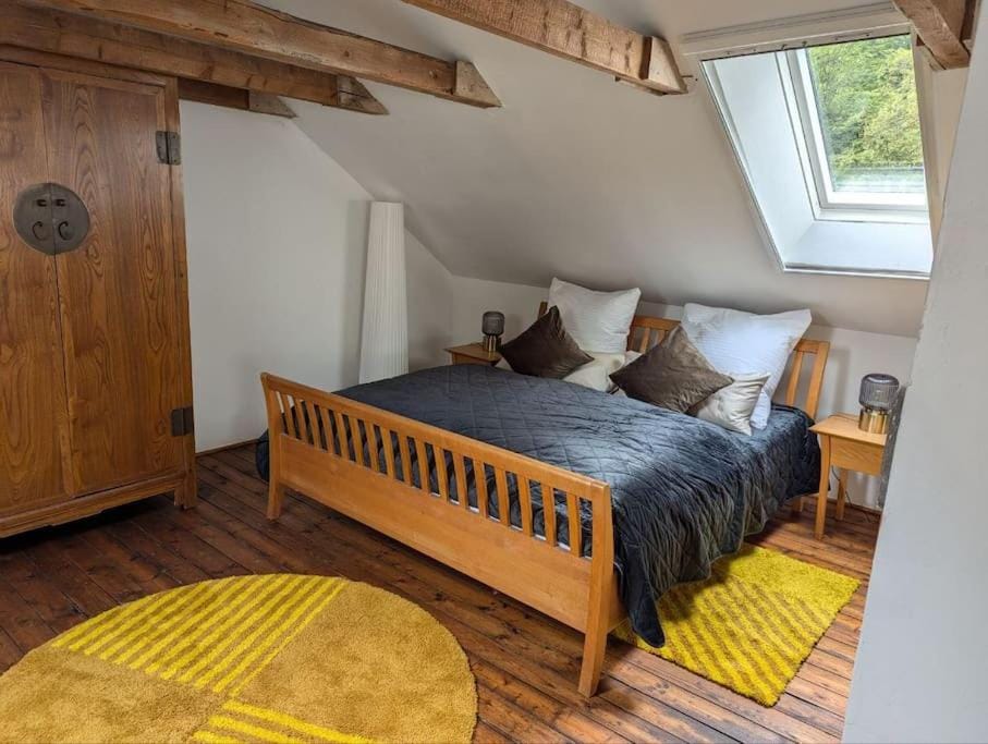 Bed, Bedroom, wardrobe