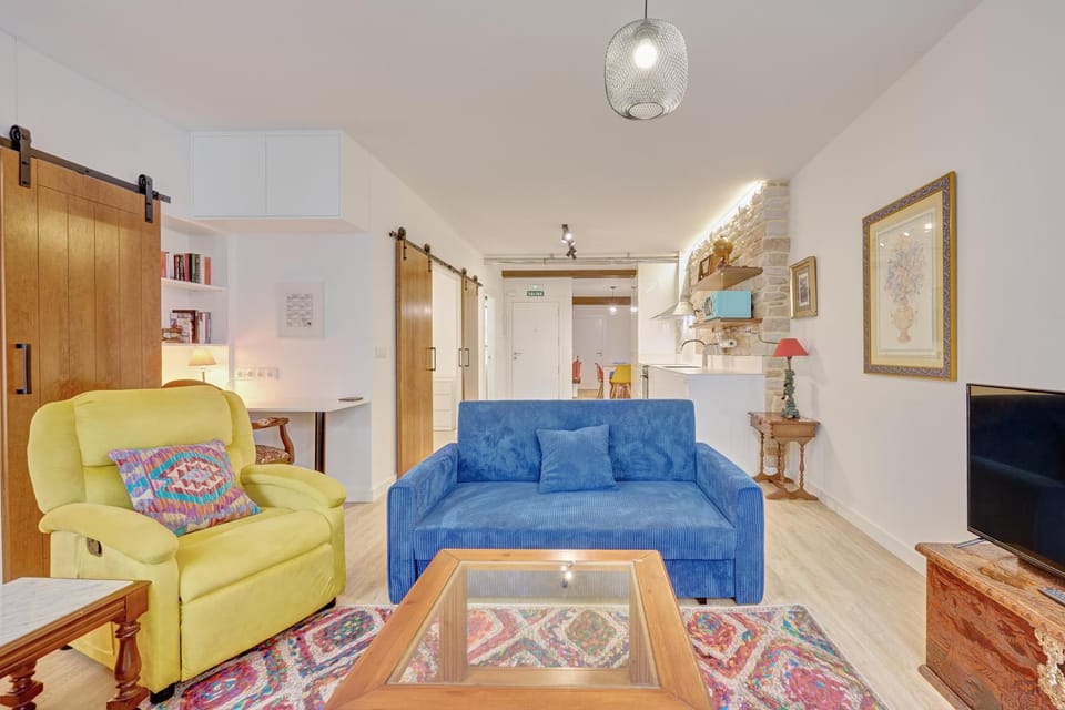 TV and multimedia, Living room, Seating area