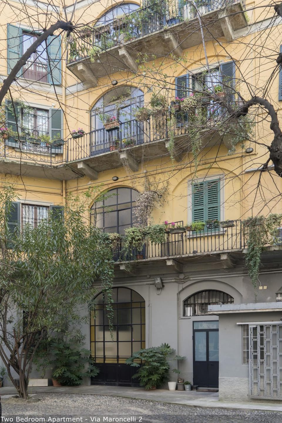 Property building, Balcony/Terrace