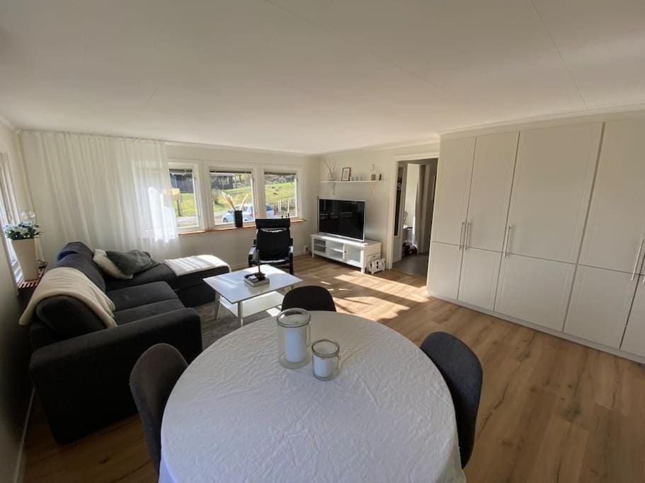 Upptäck skogens skatt i Hökensås! House in Västra Götaland County