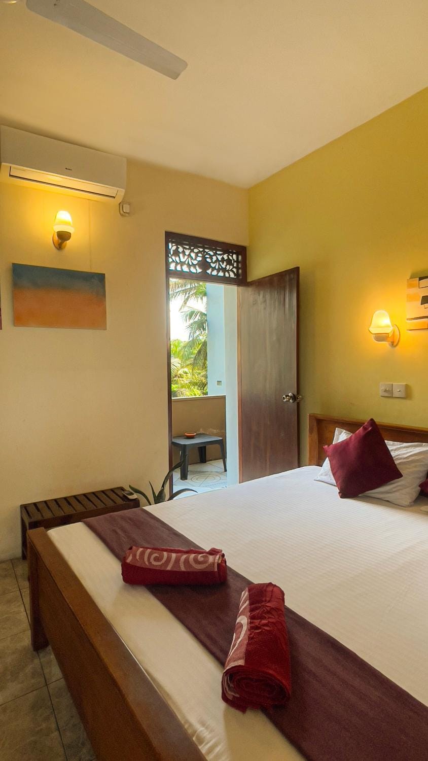 Bed, Balcony/Terrace, Beach, Bedroom, Guests, Garden view, internet, air conditioner