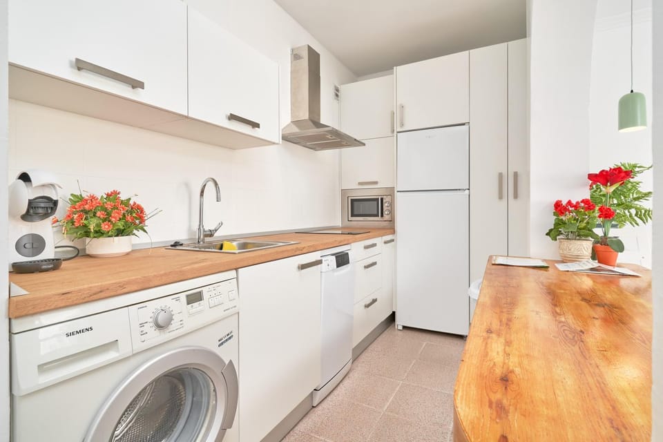 Kitchen or kitchenette, Living room