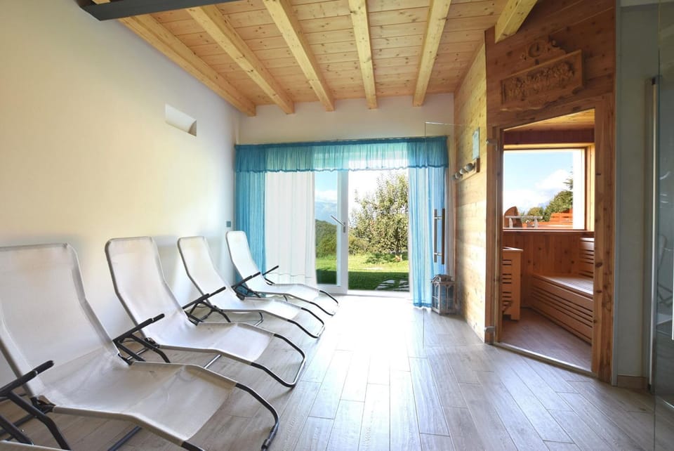 Spring, Summer, Spa and wellness centre/facilities, Autumn