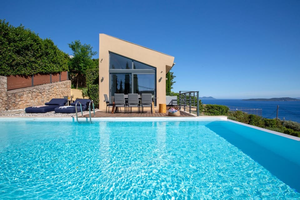 Pool view, Pool view, Sea view, Sea view, Swimming pool, Swimming pool