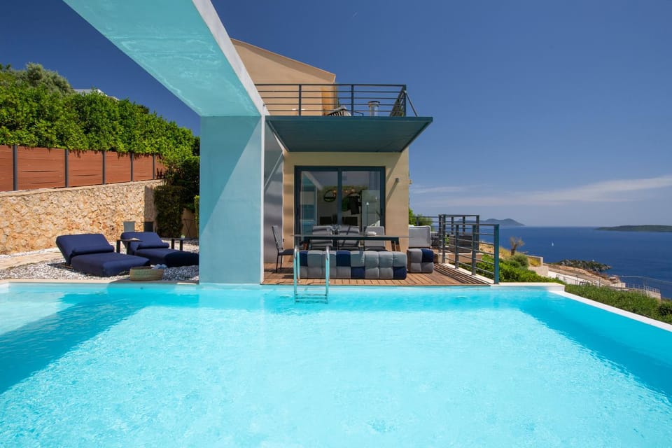 Property building, Garden, Garden, View (from property/room), View (from property/room), Balcony/Terrace, Balcony/Terrace, Pool view, Pool view, Sea view, Sea view, Swimming pool, Swimming pool, Swimming pool