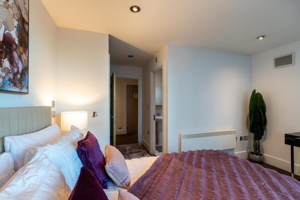 Bed, Bedroom, internet