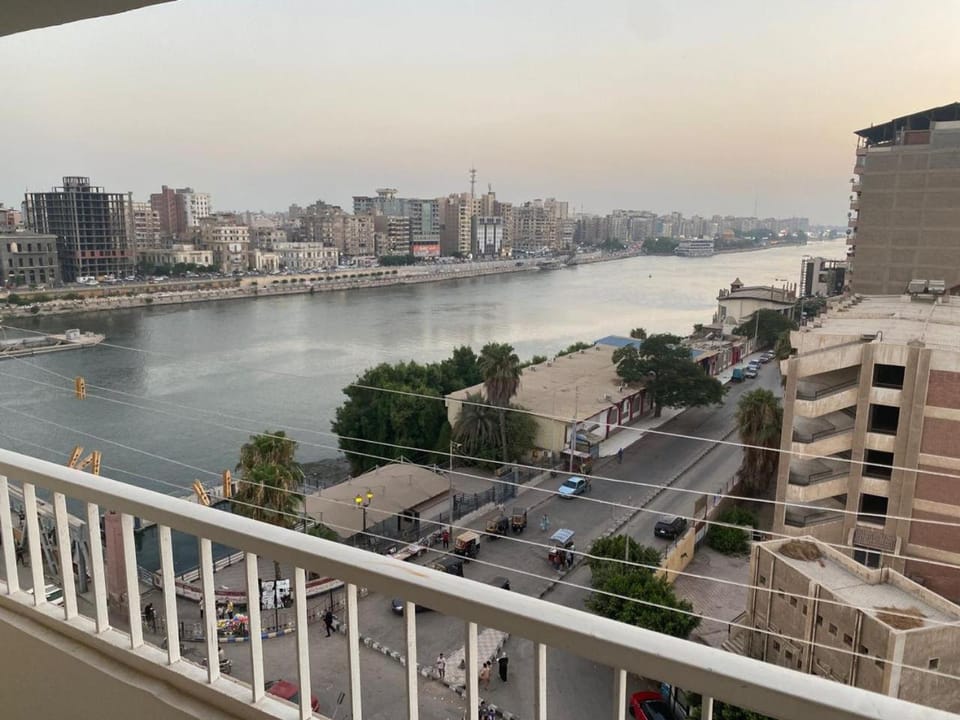 شقة فندقية مطلة على النيل Apartment in Egypt