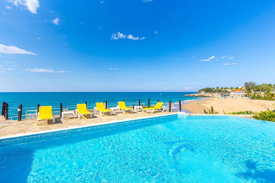 Natural landscape, Beach, Pool view, Sea view, Swimming pool, sunbed