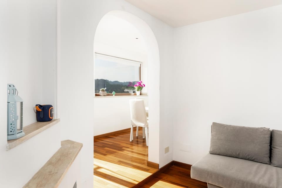 LaDolcevita - Ponte Milvio Stunning View Penthouse Apartment in Rome