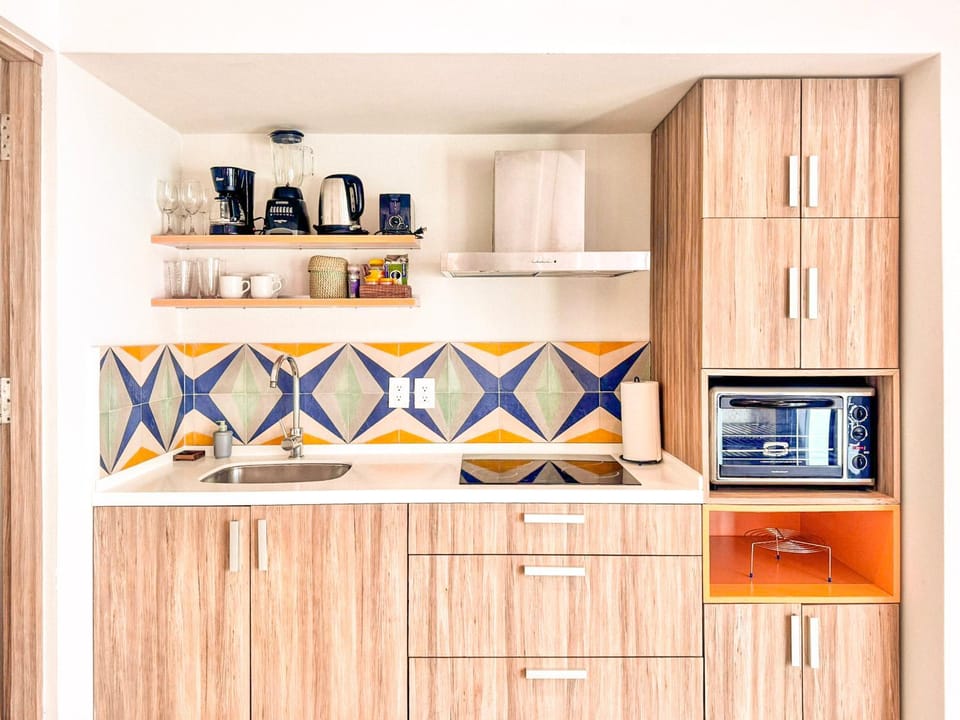 Kitchen or kitchenette, air conditioner, air conditioner