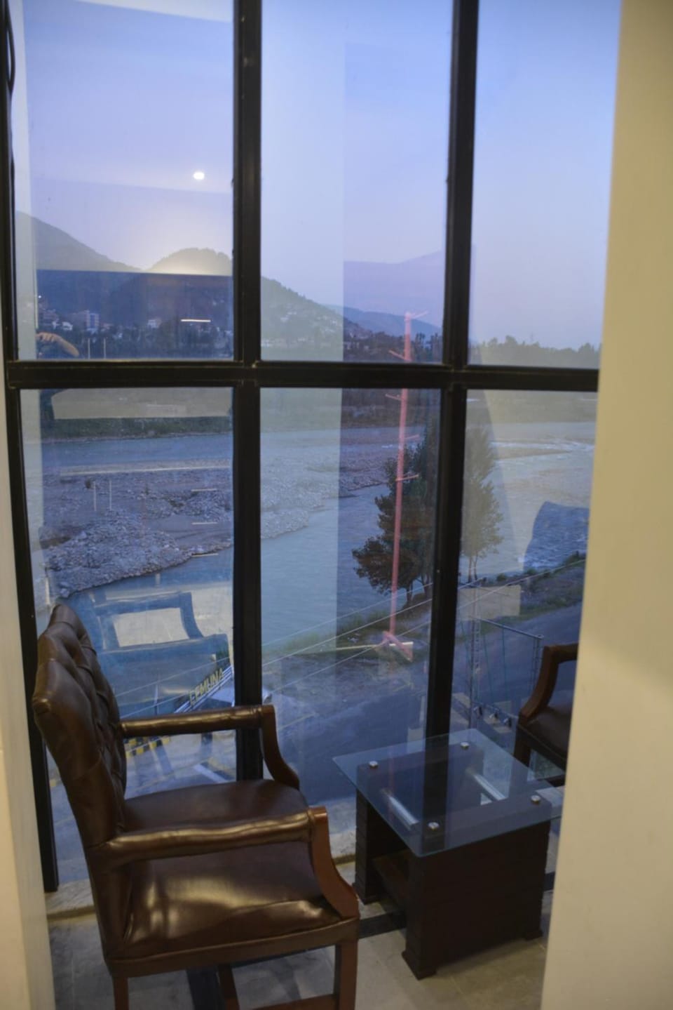 Natural landscape, View (from property/room), Balcony/Terrace, Living room, Seating area, Mountain view