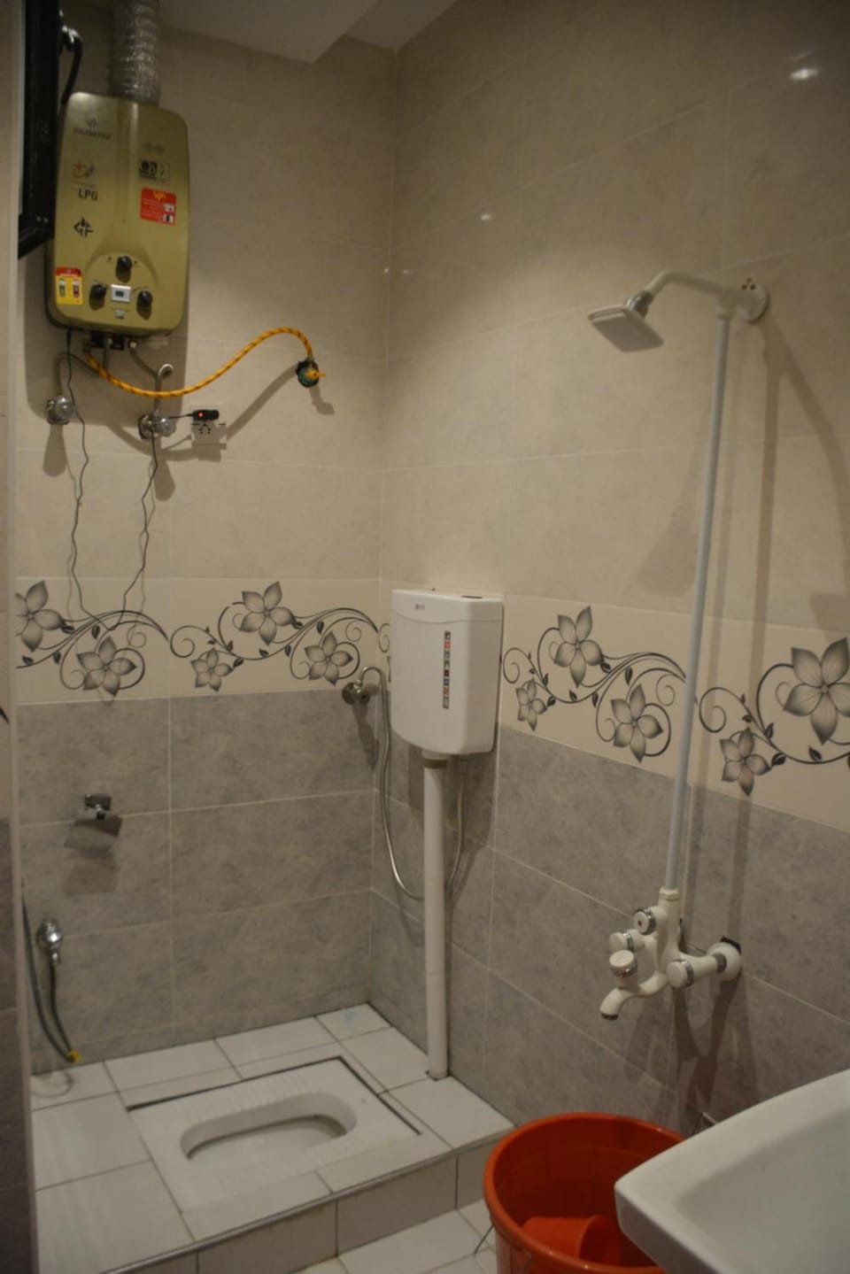 Shower, Toilet, Bathroom