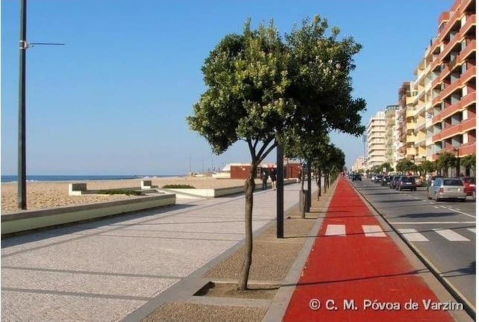 Pereira Azurara 3 quarto 5 Bed and Breakfast in Porto District