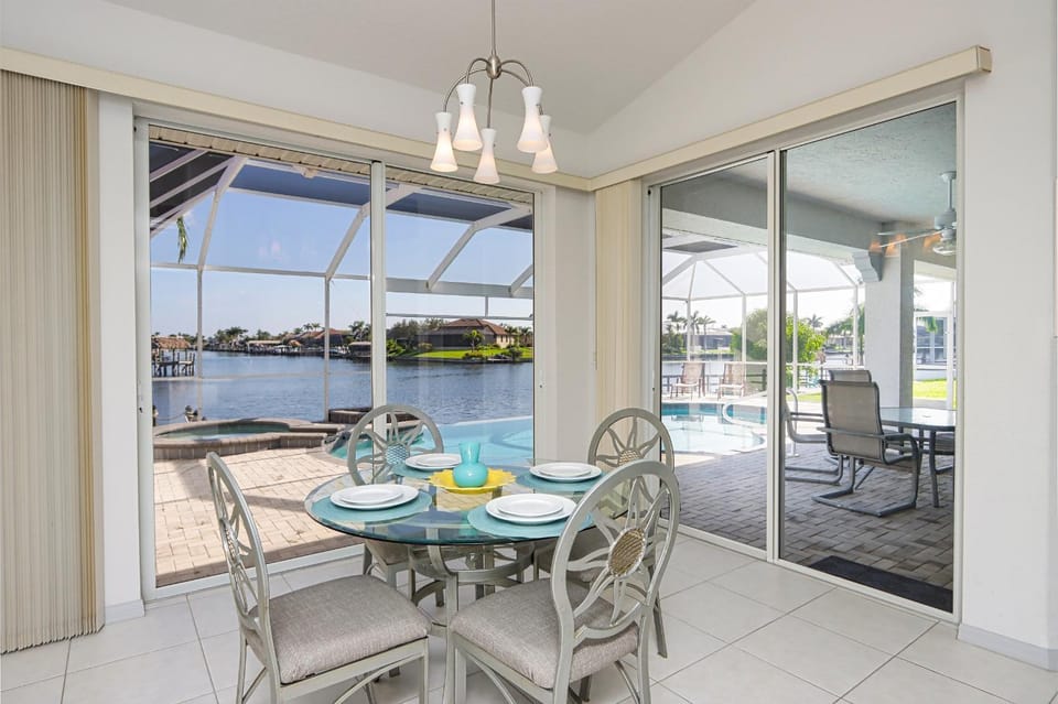 Zen Villa House in Cape Coral