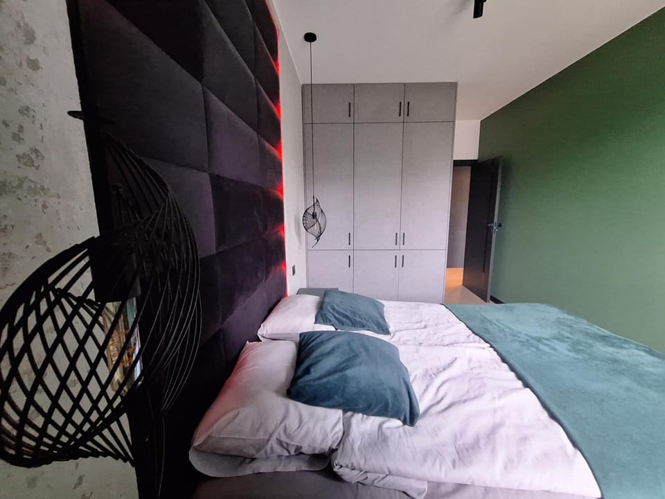 Bed, Bedroom, wardrobe
