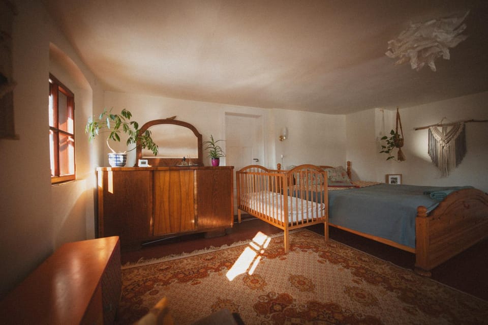 Bed, Bedroom, cot