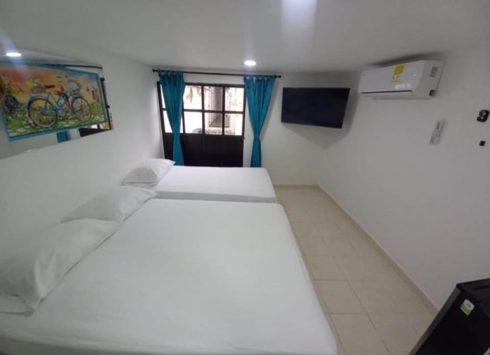 Hostal Doña Betty 2 Bed and Breakfast in Cartagena