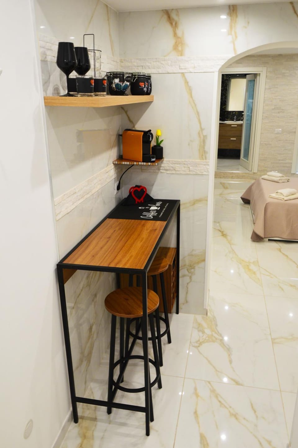 Kitchen or kitchenette
