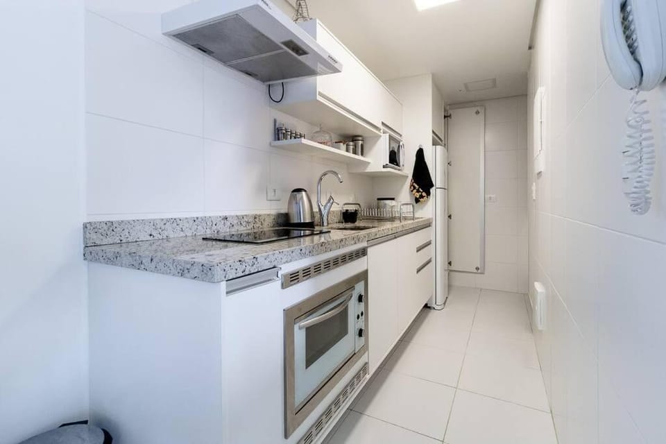 Kitchen or kitchenette, minibar, oven, pet friendly, stove