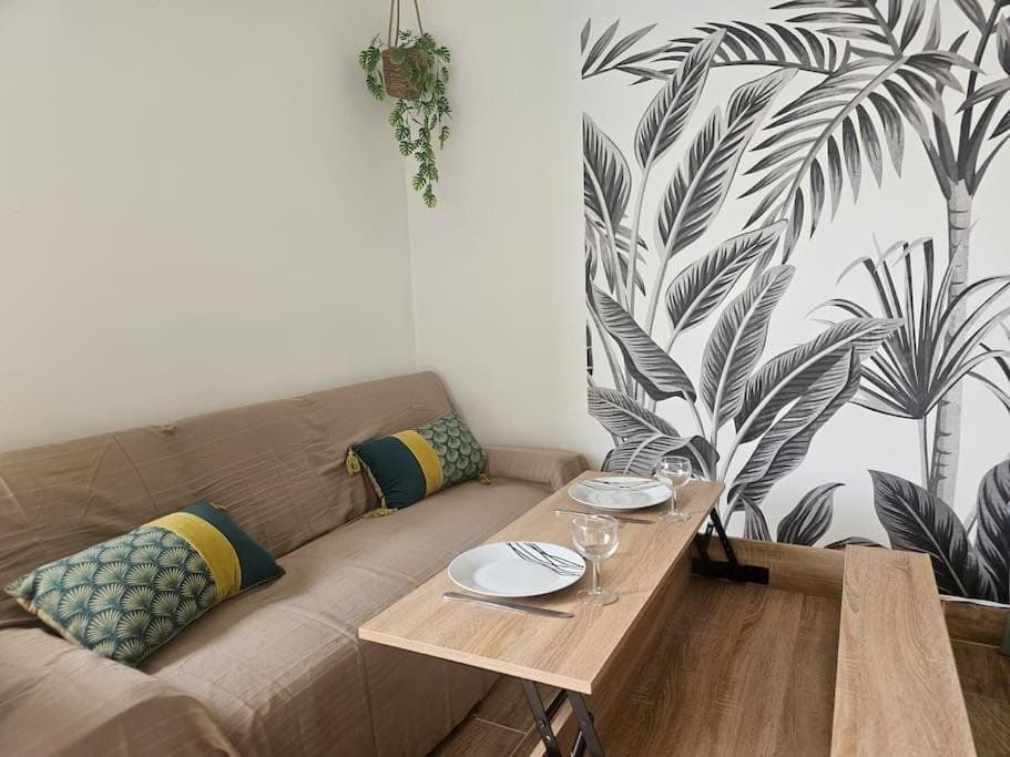 Charmant Duplex, Ambiance Nature avec vue sur les bateaux Apartment in Gruissan
