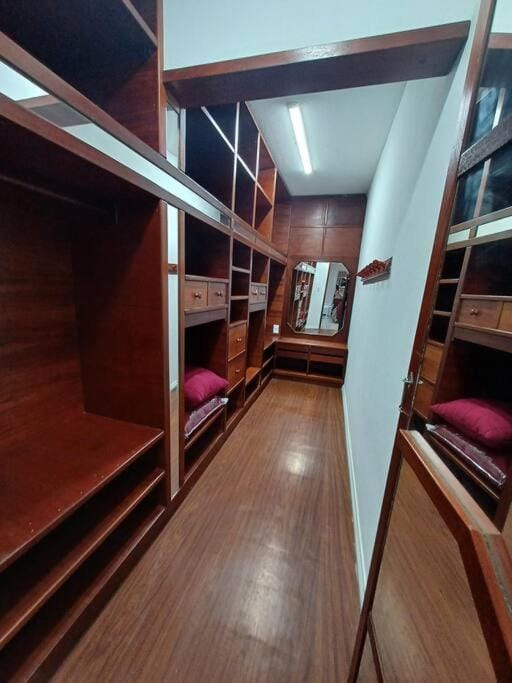 Bedroom, wardrobe