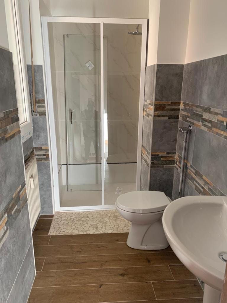 Shower, Bathroom