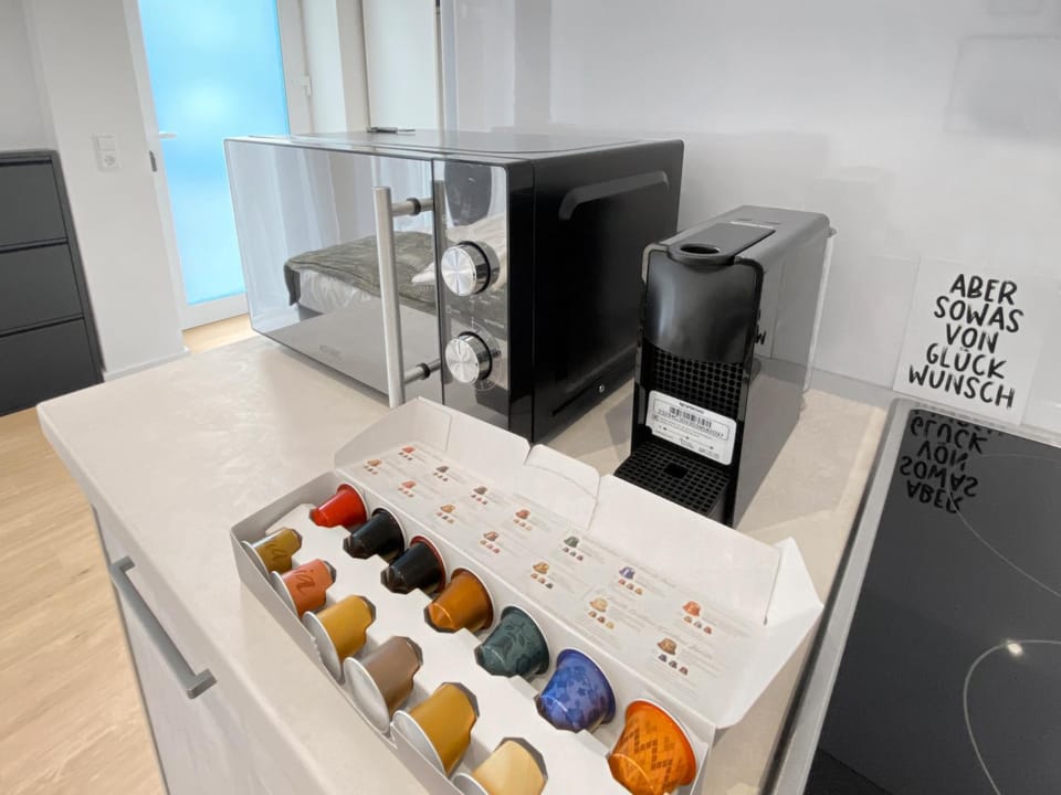 Coffee/tea facilities, Kitchen or kitchenette, Food and drinks