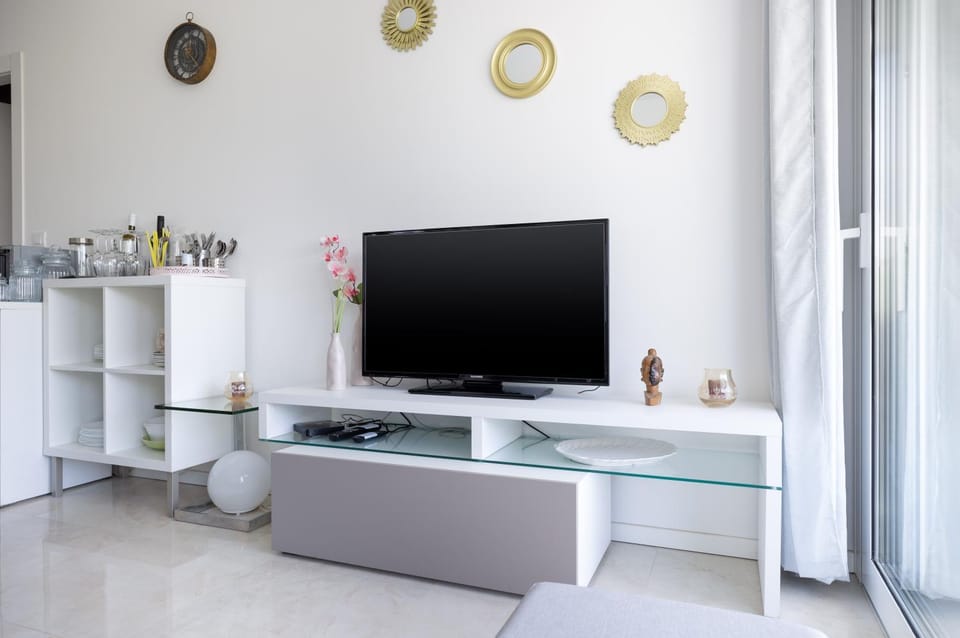 Communal lounge/ TV room, TV and multimedia, Evening entertainment