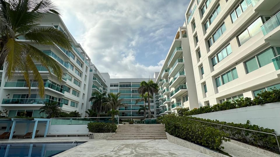 Inner courtyard view