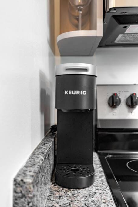 Coffee/tea facilities, Kitchen or kitchenette