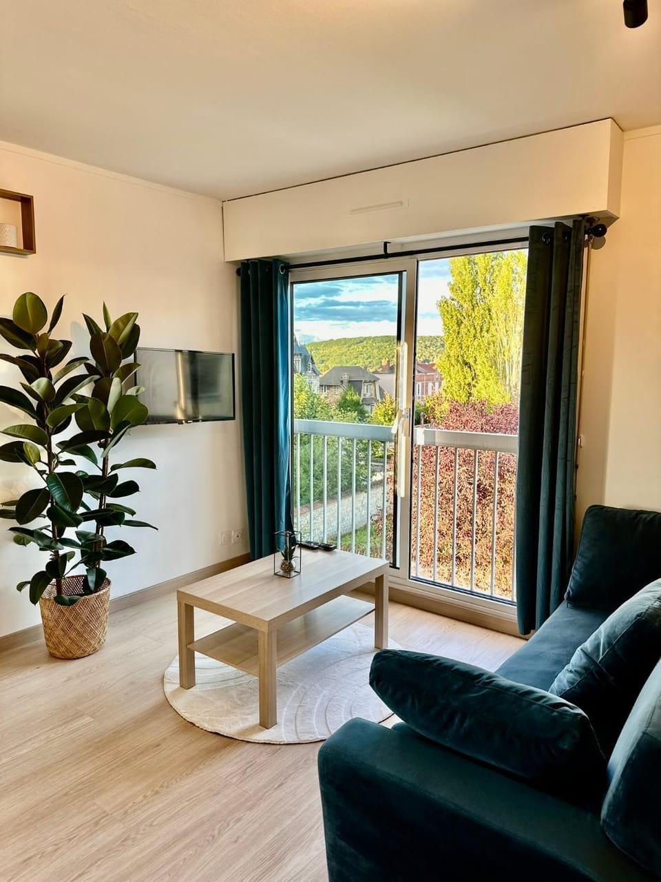 View (from property/room), Living room