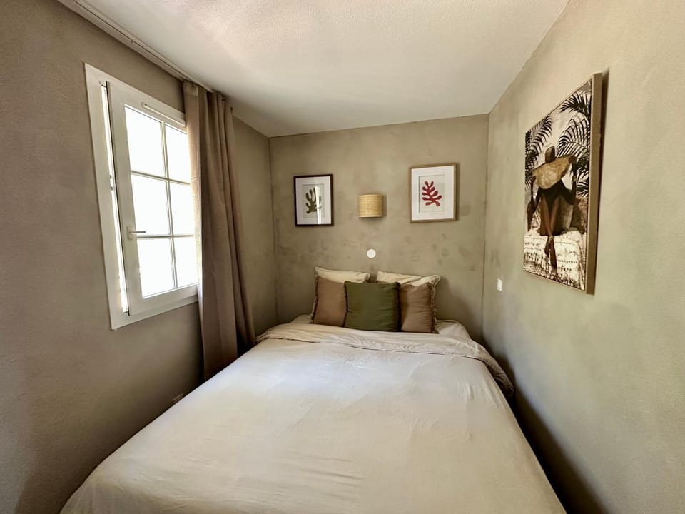 La Méditerranée comme vous l'aviez rêvée Apartment in Saint-Raphael