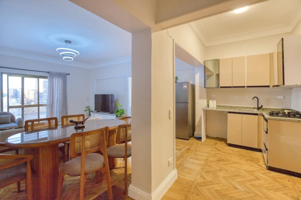 Nile Terrace 3BR Outdoor Space Families Apartment in Cairo