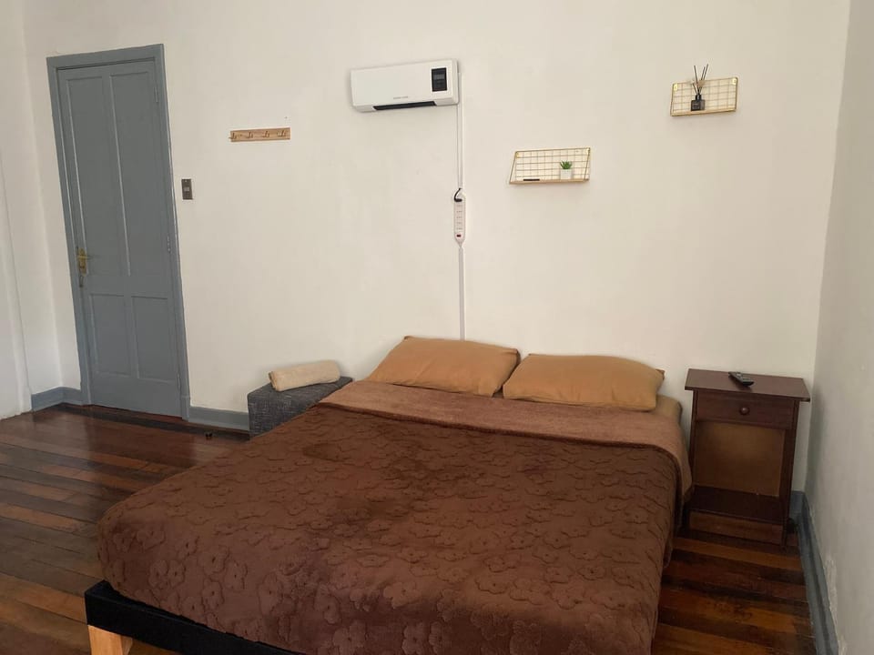 Bed, Photo of the whole room, Bedroom, air conditioner
