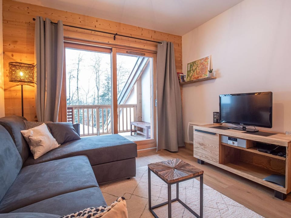 Valmorel: Appt 6 pers, 2 ch, parking, wifi, skis aux pieds - FR-1-356-511 Apartment in Les Avanchers-Valmorel