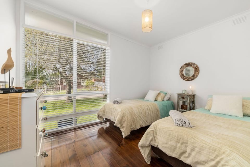 Sunny Escape on Branson House in Rosebud