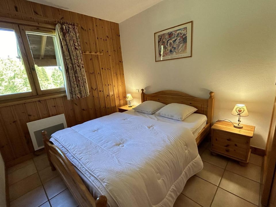 Appartement moderne 4 pers. à Méribel avec cuisine équipée, TV et balcon - FR-1-355-264 Apartment in Les Allues