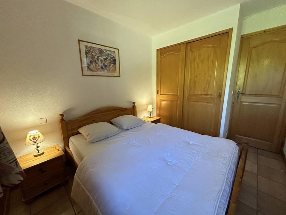 Appartement moderne 4 pers. à Méribel avec cuisine équipée, TV et balcon - FR-1-355-264 Apartment in Les Allues