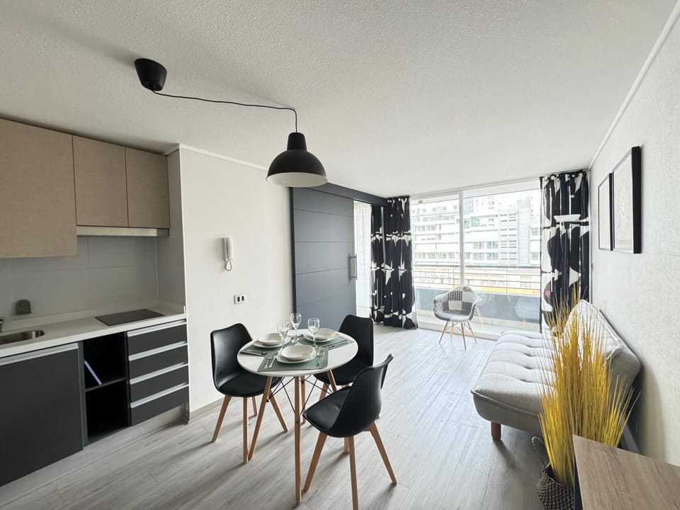 Kitchen or kitchenette, Living room