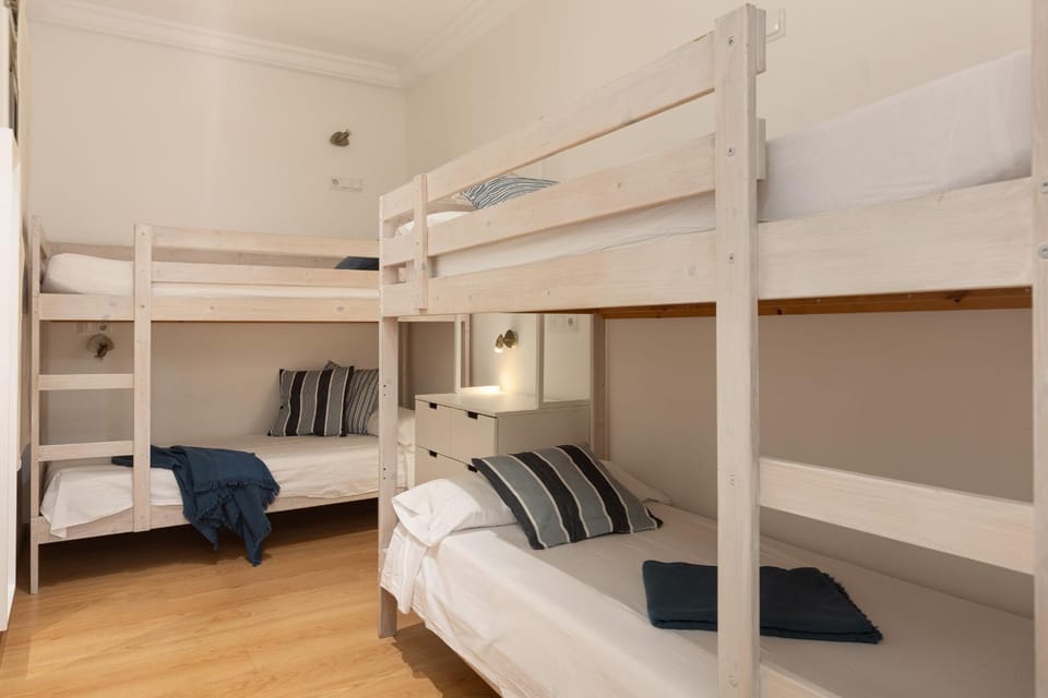 Bed, Bedroom, bunk bed