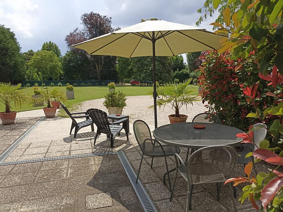 Patio, Summer, Balcony/Terrace, Garden view, Inner courtyard view