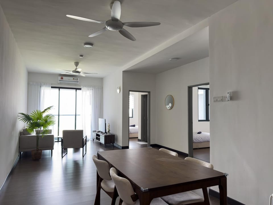 Kajang 3-Bedroom for 6 Pax - Mart & F&B Onsite Apartment in Negeri Sembilan, Malaysia