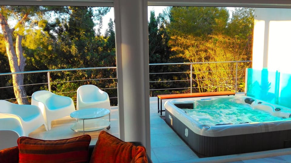 Hot Tub, Balcony/Terrace