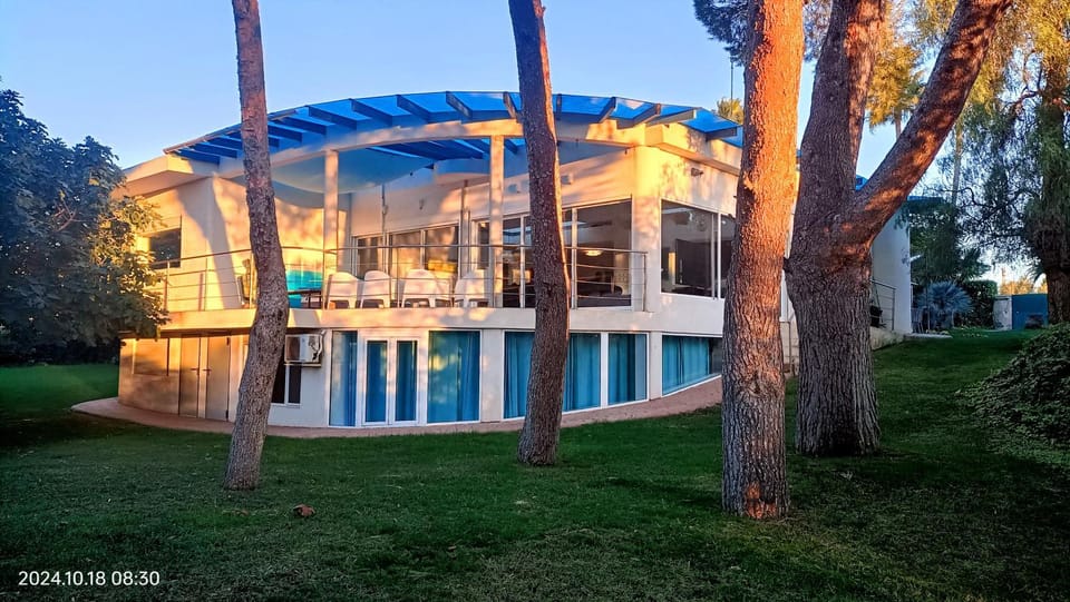 Property building, Sunrise