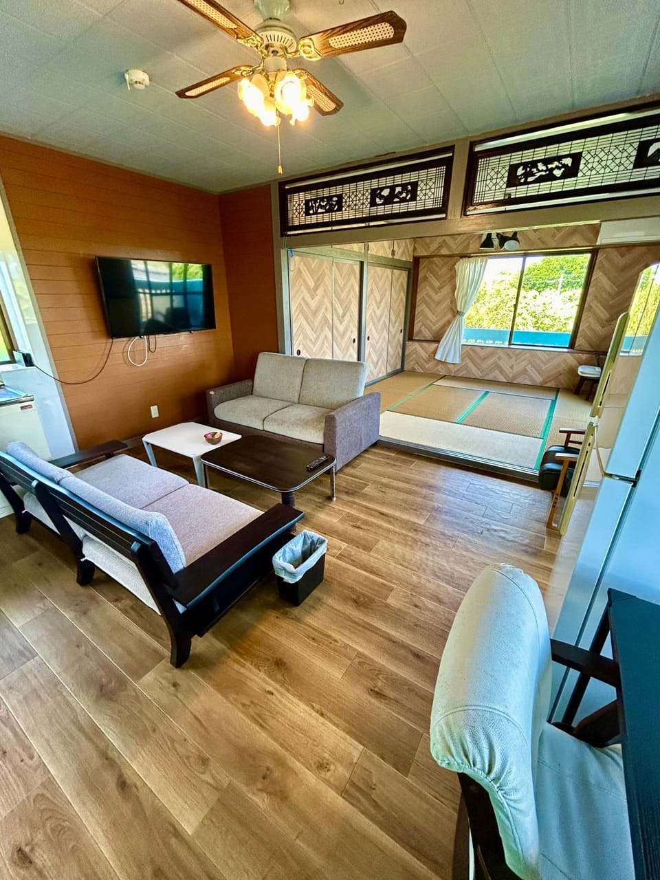Photo of the whole room