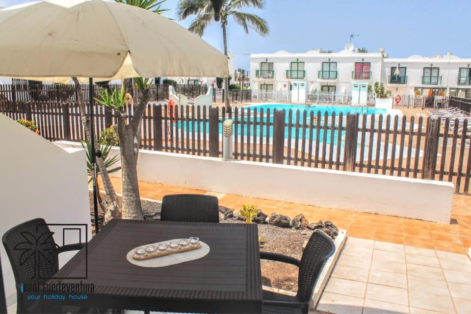 Balcony/Terrace, Pool view