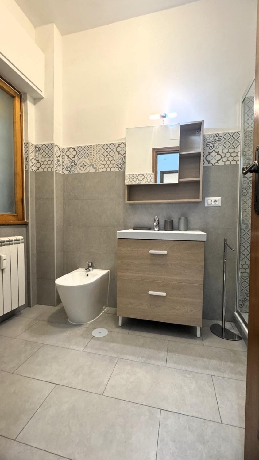 Acton House Apartment in Ostia