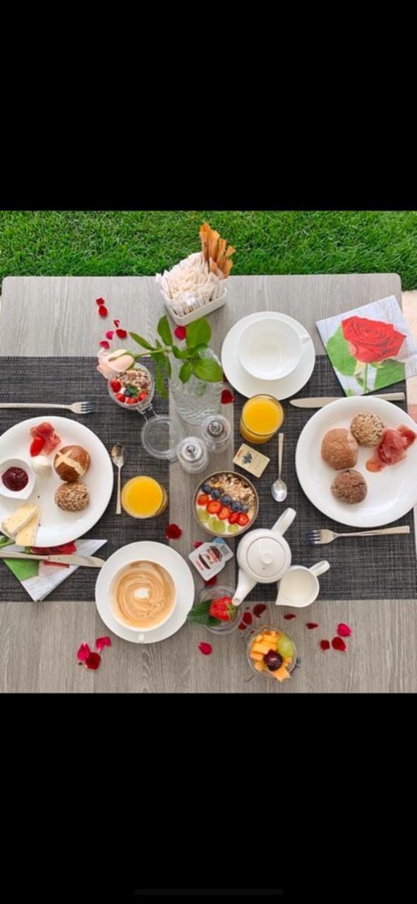 Haus Gregori Modern & Central Stay in Vineyard with Rooftop & Served Breakfast Apartment hotel in Kaltern an der Weinstraße