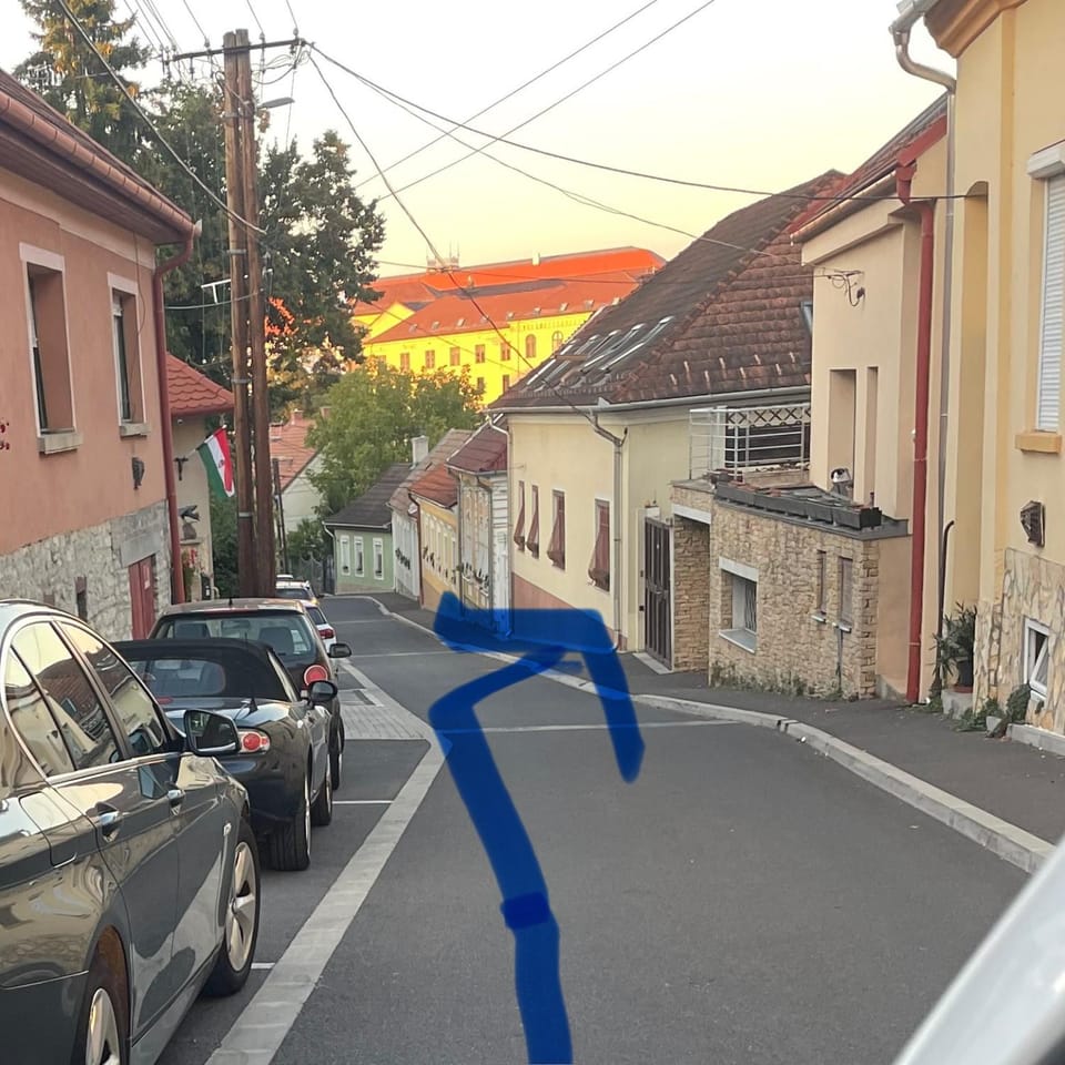 Property building, Neighbourhood, Street view, Location, Parking